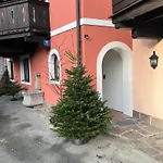 Apartment Mountain King