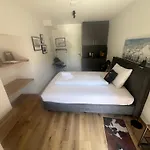 Apartment Mountain King