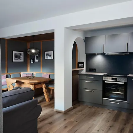 Mountain King קיצביהל